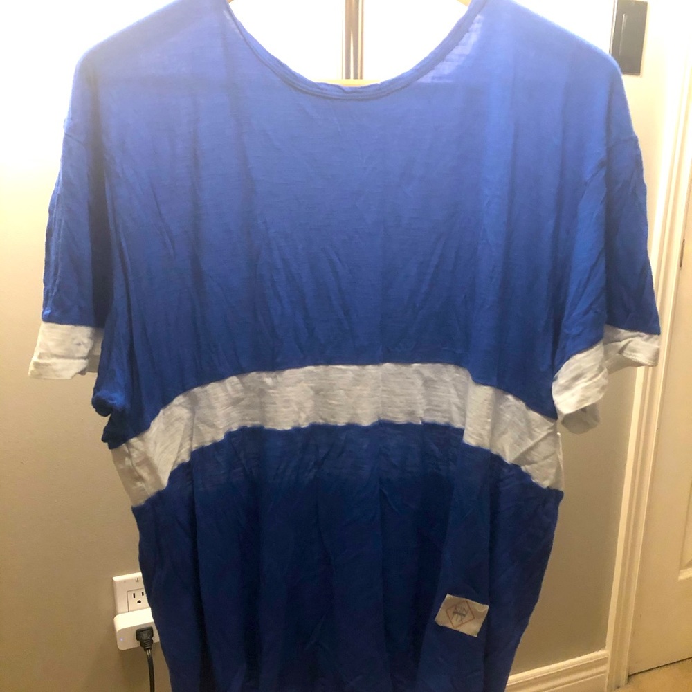 Fair condition 6/10 Kinetix men’s casual T SZ M!!